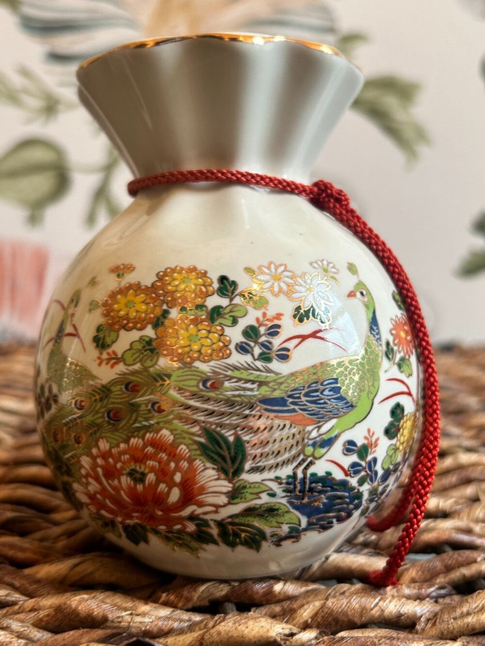 Vintage Japan Mini Peacock Vase Floral Porcelain Bud Vase Gold Trim 4.5”